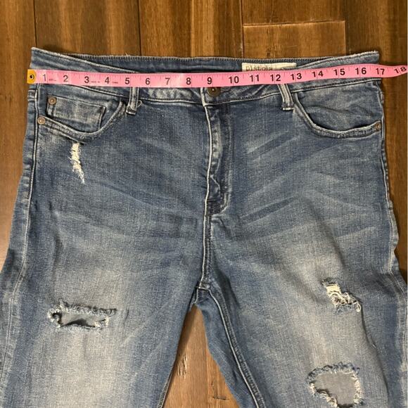 Pistola size 33 Blue Ankle Zipper Cropped Jeans, Distressed, High Rise 5 pocket - Picture 6 of 12